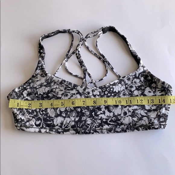 Lululemon Free to Be Zen bra (w/o padding) - Picture 6 of 7